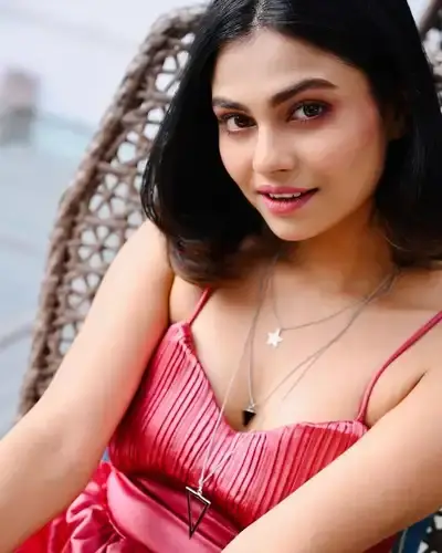Escort Service Lutyens Bungalow Zone